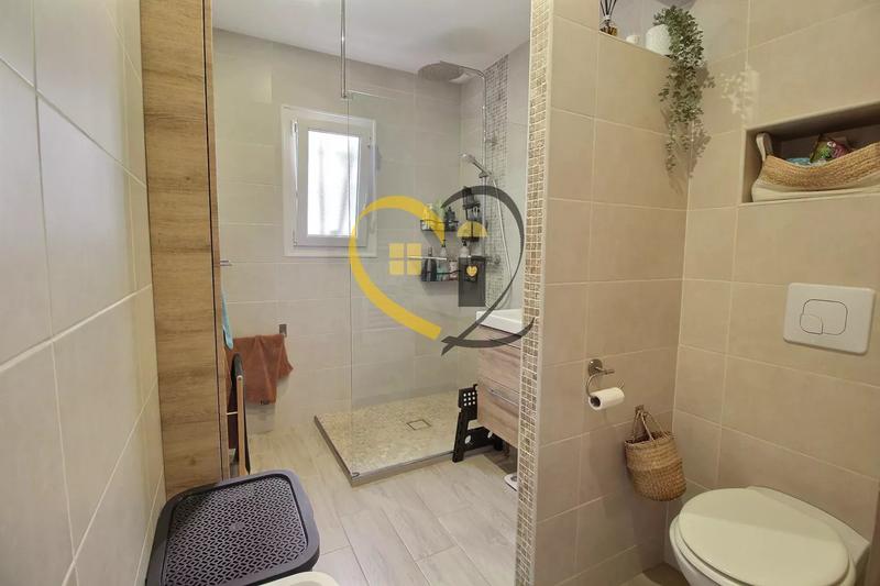 Maison - 107 m² - 4 pièces