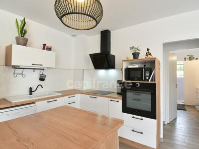 Maison - 75 m² - 4 pièces