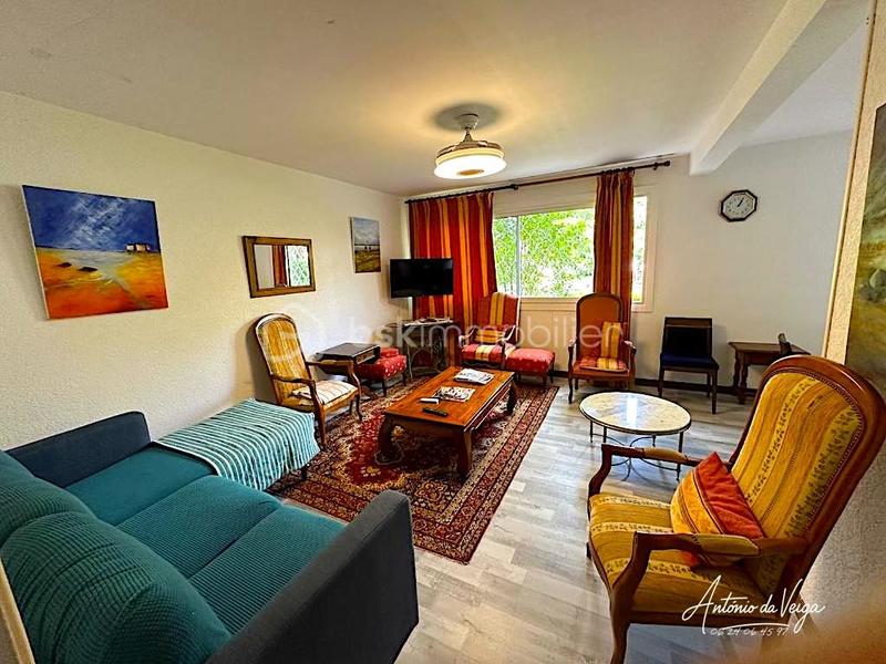 Immeuble - 359 m² - 25 pièces