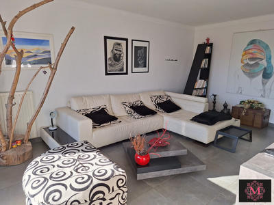 Appartement - 75 m² - 3 pièces