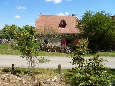 Maison en pierre - 48 m² - 2 pièces