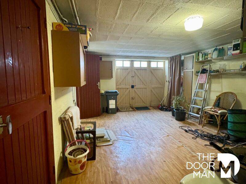 Maison - 190 m² - 8 pièces