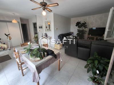 Maison - 93 m² - 5 pièces