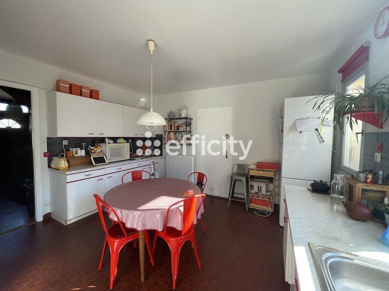 Maison - 145 m² - 7 pièces