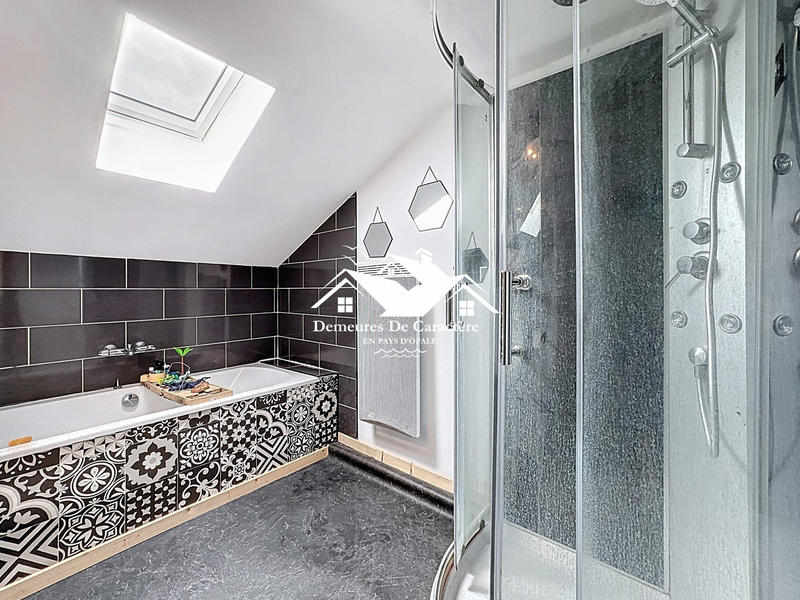 Maison - 174 m² - 7 pièces