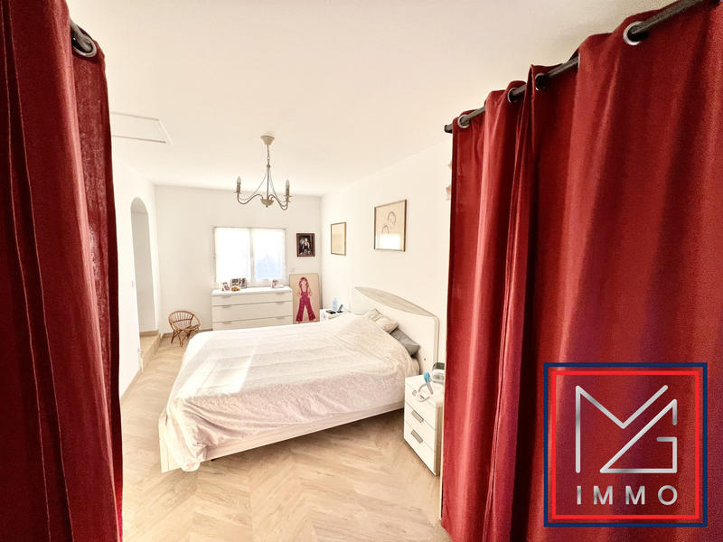 Maison - 110 m² - 4 pièces