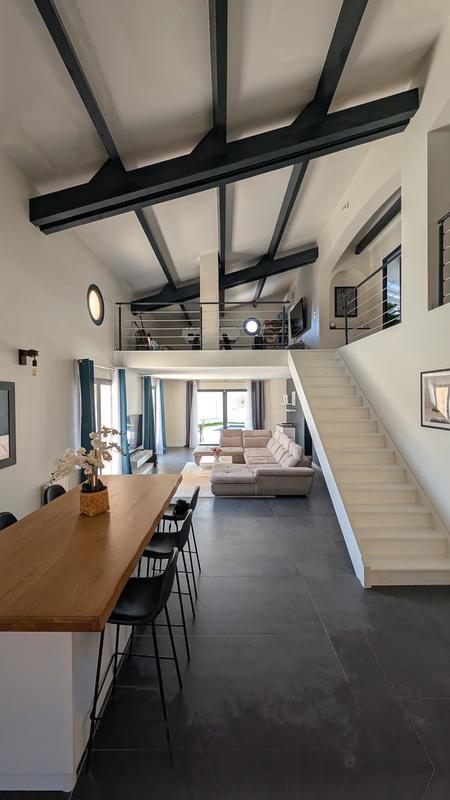 Maison - 195 m² - 6 pièces