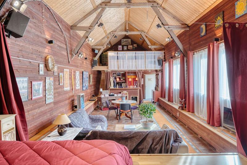 Maison - 293 m² - 10 pièces