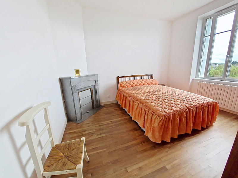 Maison - 80 m² - 5 pièces