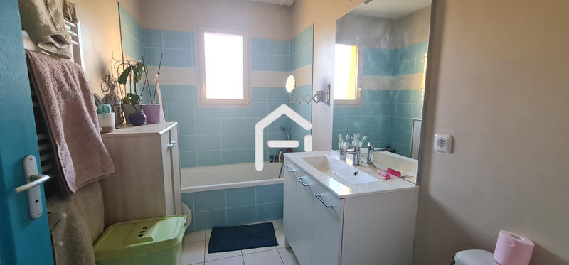 Maison - 104 m² - 5 pièces