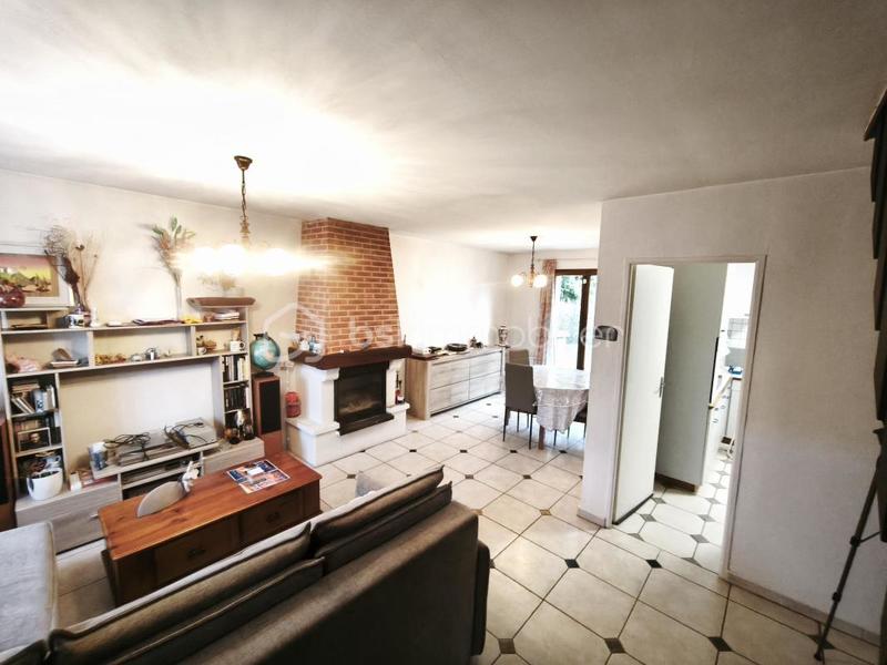 Maison traditionnelle - 100 m² - 5 pièces