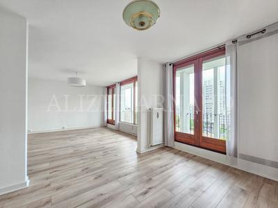 Appartement - 85 m² - 4 pièces