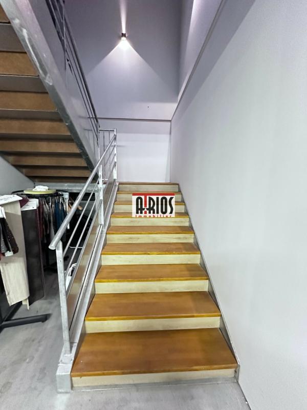 Local d'activité / Entrepôt - 1 015 m²