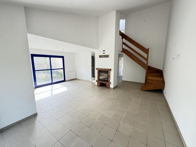 Maison - 104 m² - 5 pièces