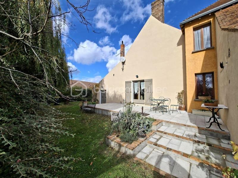 Propriété - 358 m² - 7 pièces