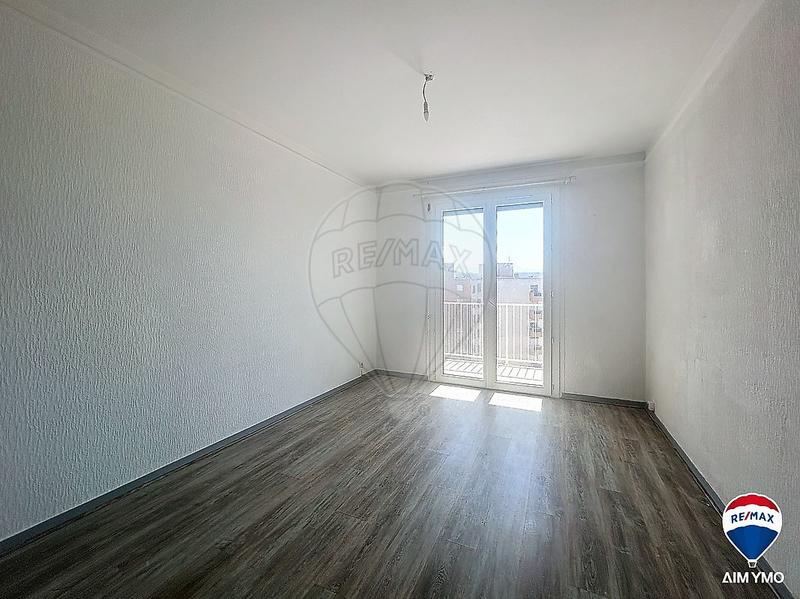 Appartement - 100 m² - 4 pièces