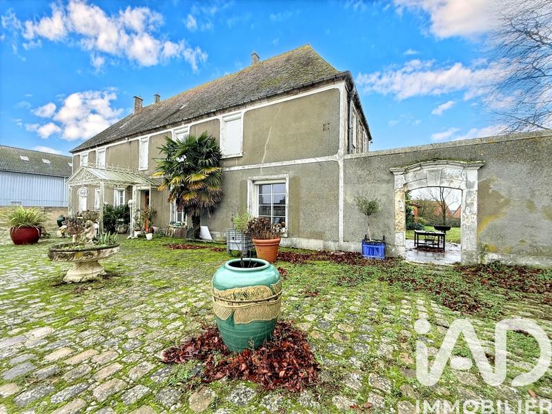 Maison - 262 m² - 8 pièces