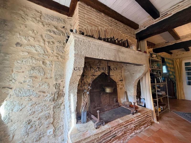 Propriété - 364 m² - 10 pièces