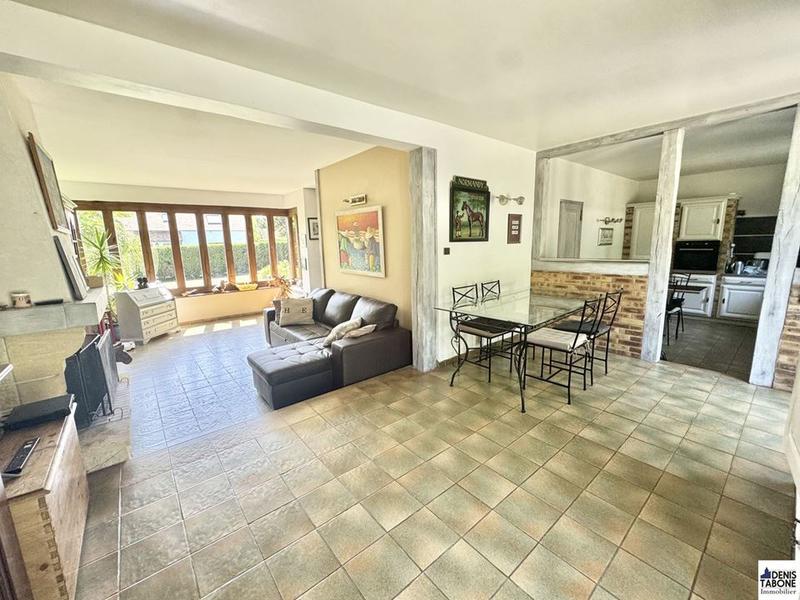 Maison traditionnelle - 123 m² - 7 pièces