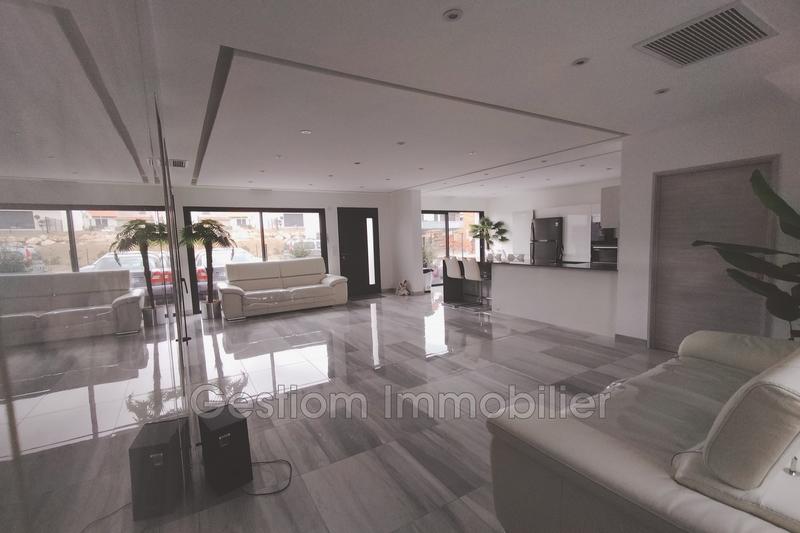 Villa - 110 m² - 5 pièces