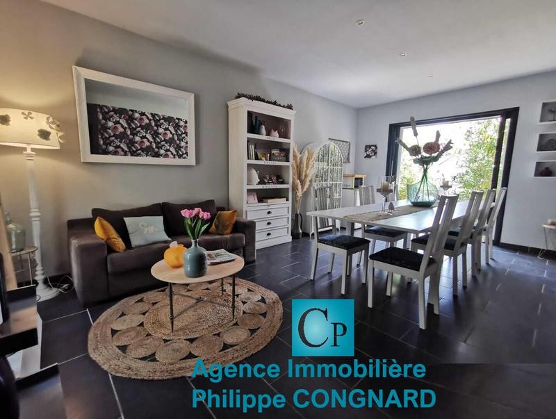 Maison - 270 m² - 8 pièces