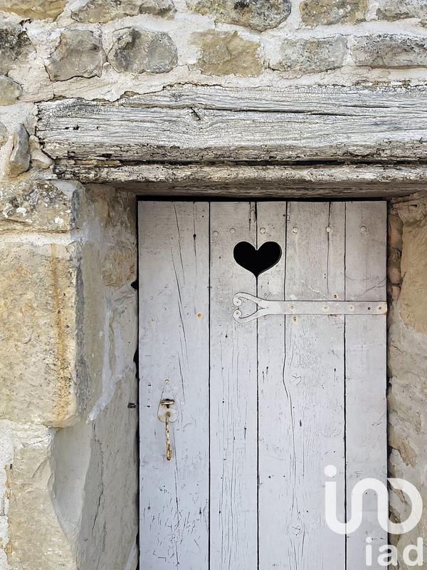 Maison - 280 m² - 8 pièces