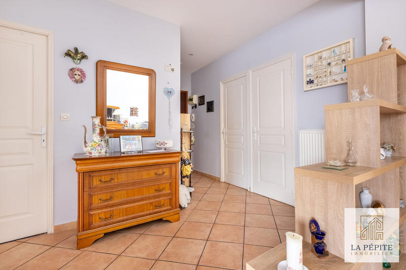 Appartement - 90 m² - 3 pièces