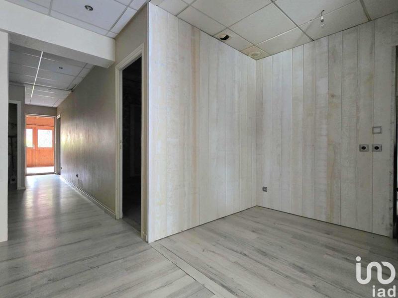 Local commercial - 73 m² - 4 pièces