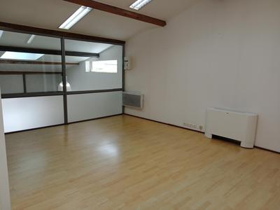 Bureau - 160 m² - 4 pièces