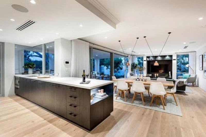 Appartement - 93 m² - 5 pièces