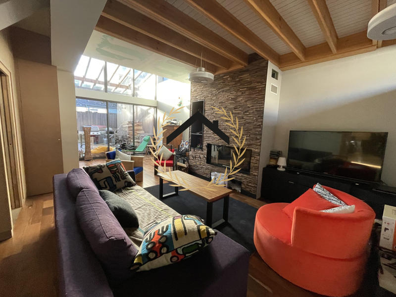 Maison ancienne - 210 m² - 7 pièces