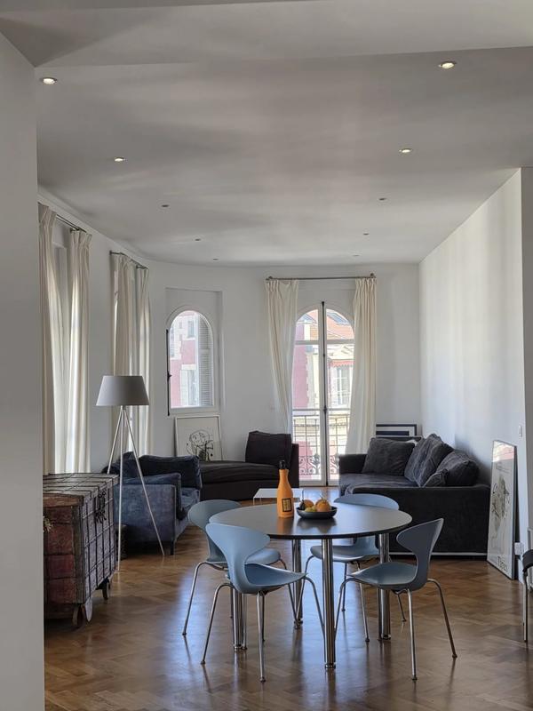 Appartement - 168 m² - 5 pièces