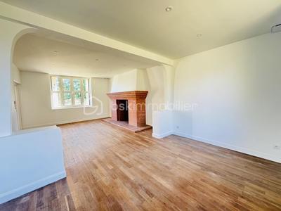 Maison ancienne - 170 m² - 9 pièces