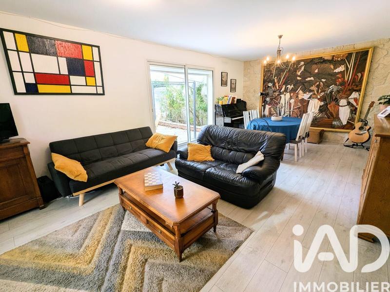 Maison - 97 m² - 6 pièces