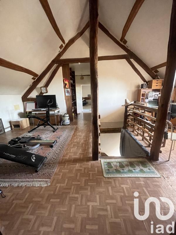 Maison - 208 m² - 7 pièces