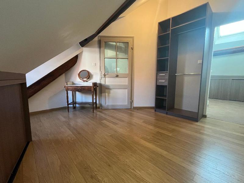 Appartement - 65 m² - 2 pièces