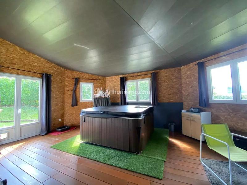 Maison - 146 m² - 4 pièces