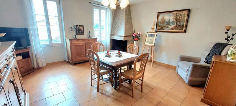 Maison - 101 m² - 5 pièces