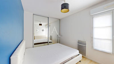 Appartement - 82 m² - 4 pièces