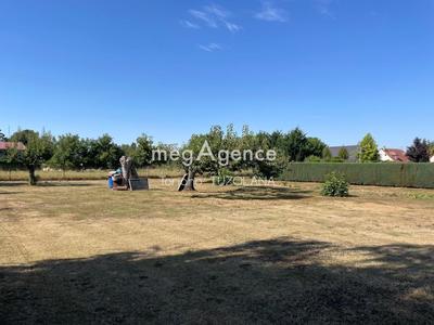 Terrain constructible - 1 160 m²