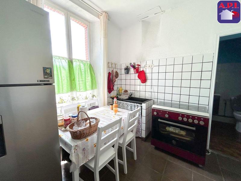 Maison - 140 m² - 8 pièces