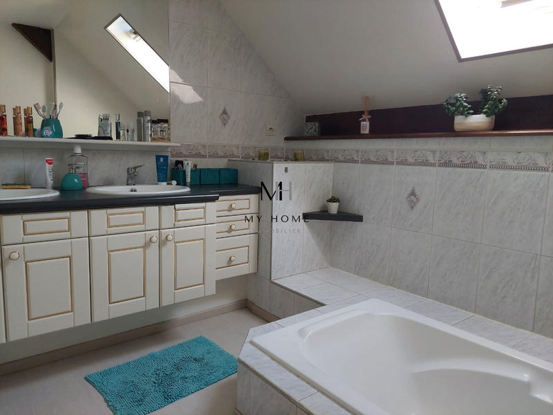 Maison - 128 m² - 5 pièces