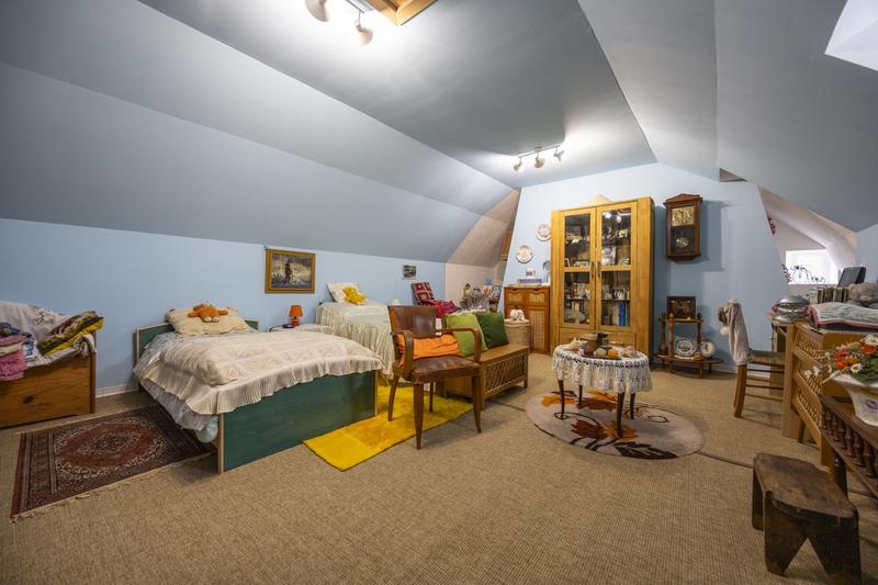 Maison ancienne - 224 m² - 8 pièces