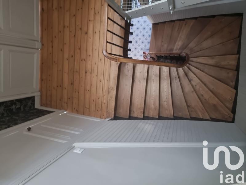 Maison - 167 m² - 8 pièces