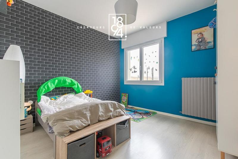 Maison - 143 m² - 5 pièces