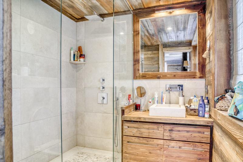 Châlet - 270 m² - 5 pièces