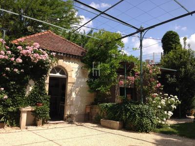 Maison de ville - 205 m² - 9 pièces