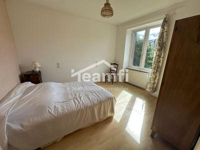 Maison - 148 m² - 7 pièces