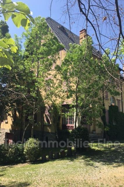 Demeure - 1 100 m² - 16 pièces