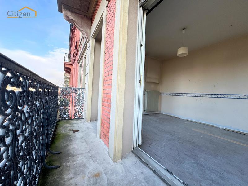 Appartement - 144 m² - 5 pièces